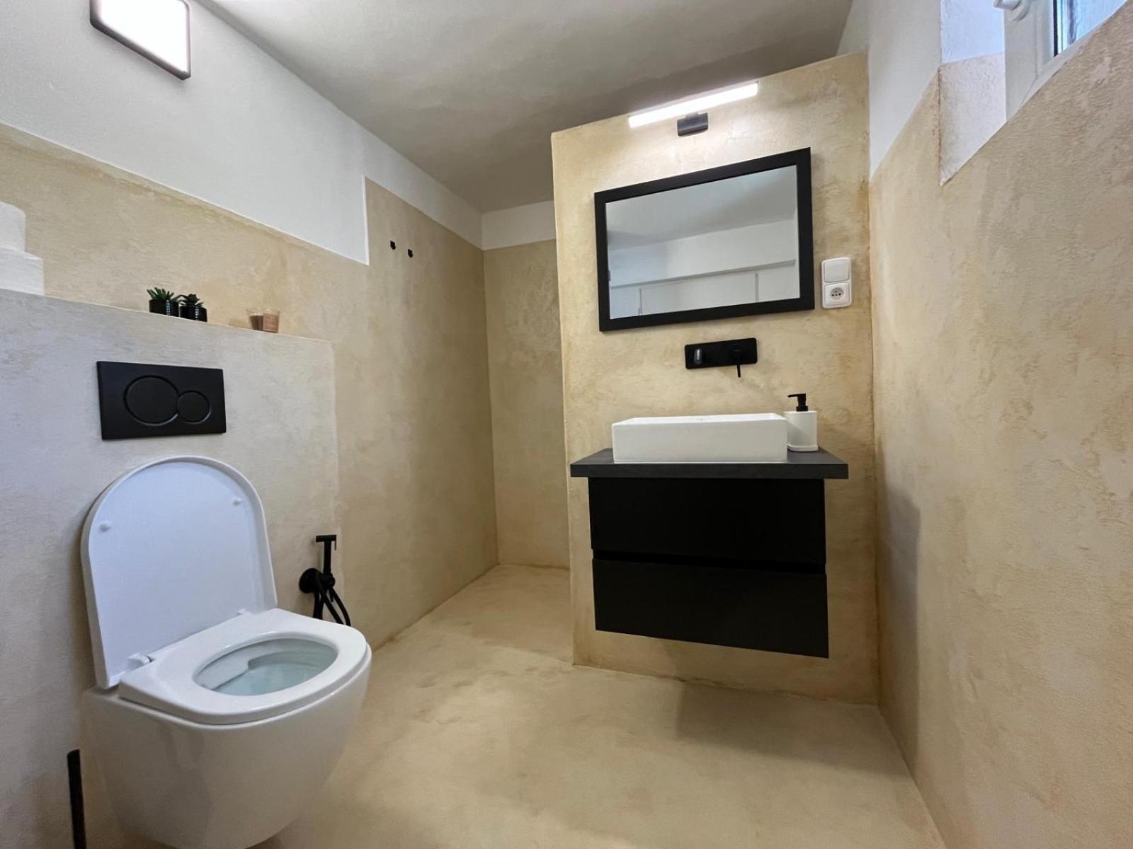 Apartmany Jevany Zewnętrze zdjęcie